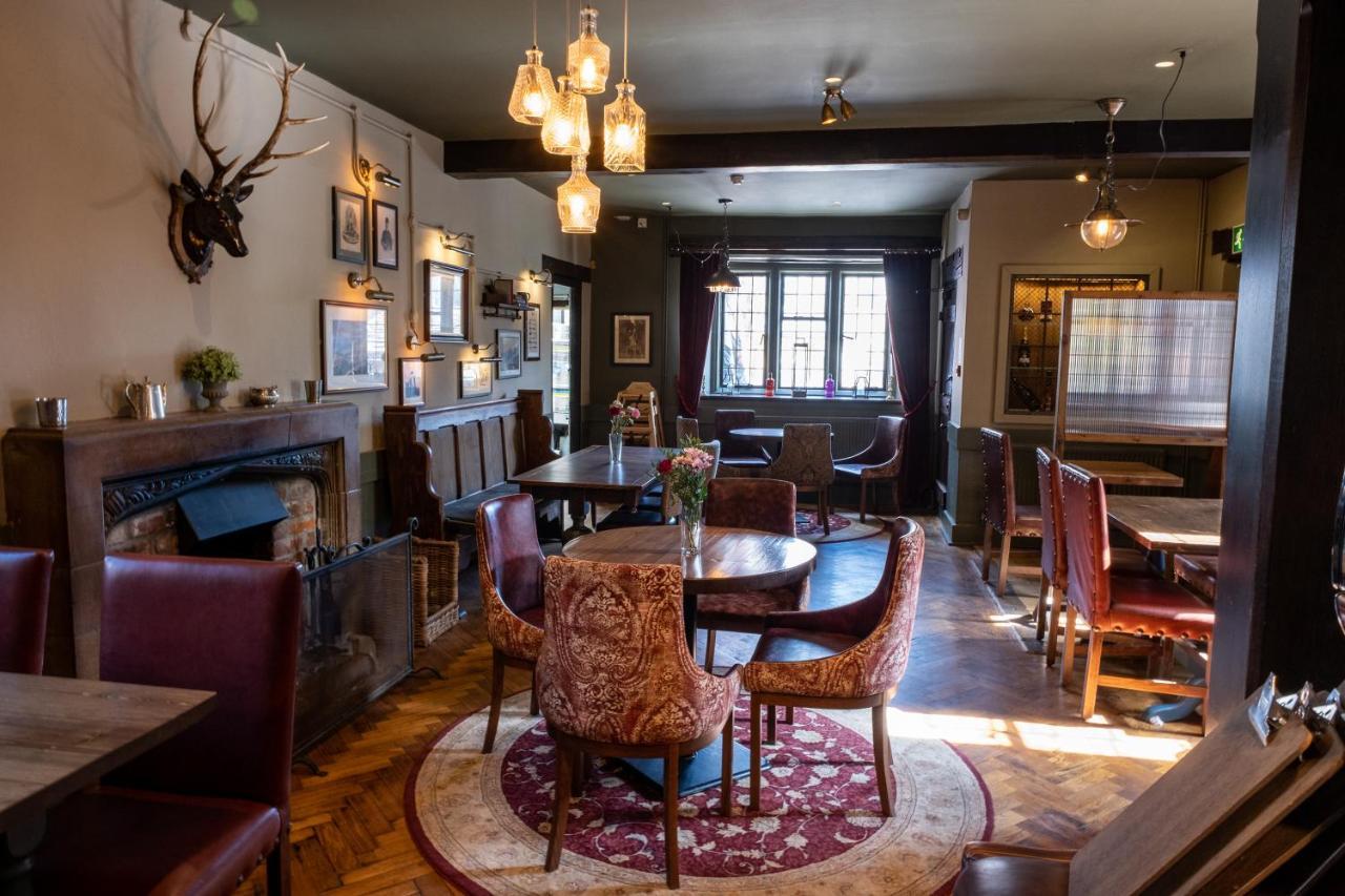 Kings Arms Hotel Bradford-On-Avon Exterior photo