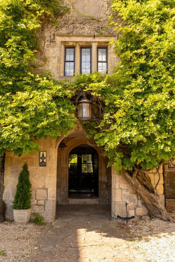 Kings Arms Hotel Bradford-On-Avon Exterior photo